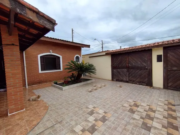 Imagem Casa com 3 Quartos à Venda, 180 m² em Jd. Corumbá - Itanhaém