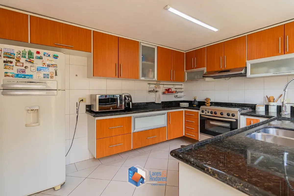 Imagem Casa para venda em Brooklin Paulista com 4 quartos, sendo 2 suítes, 500m²