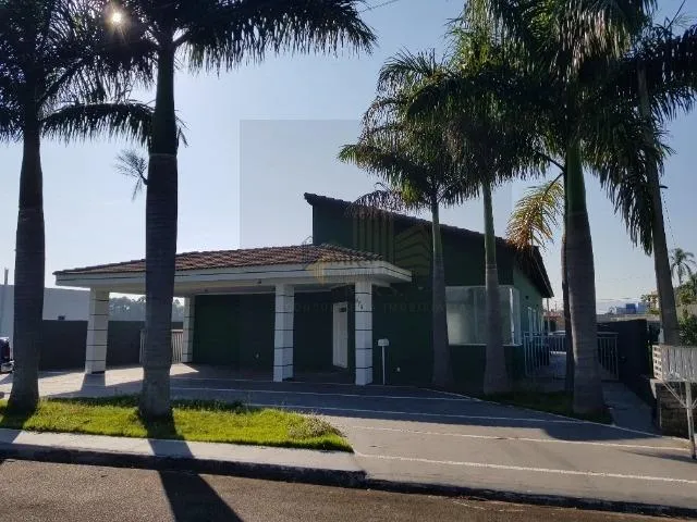 Imagem Casa Térrea em Cond Residencial dos Lagos 5 dorm 3 suítes