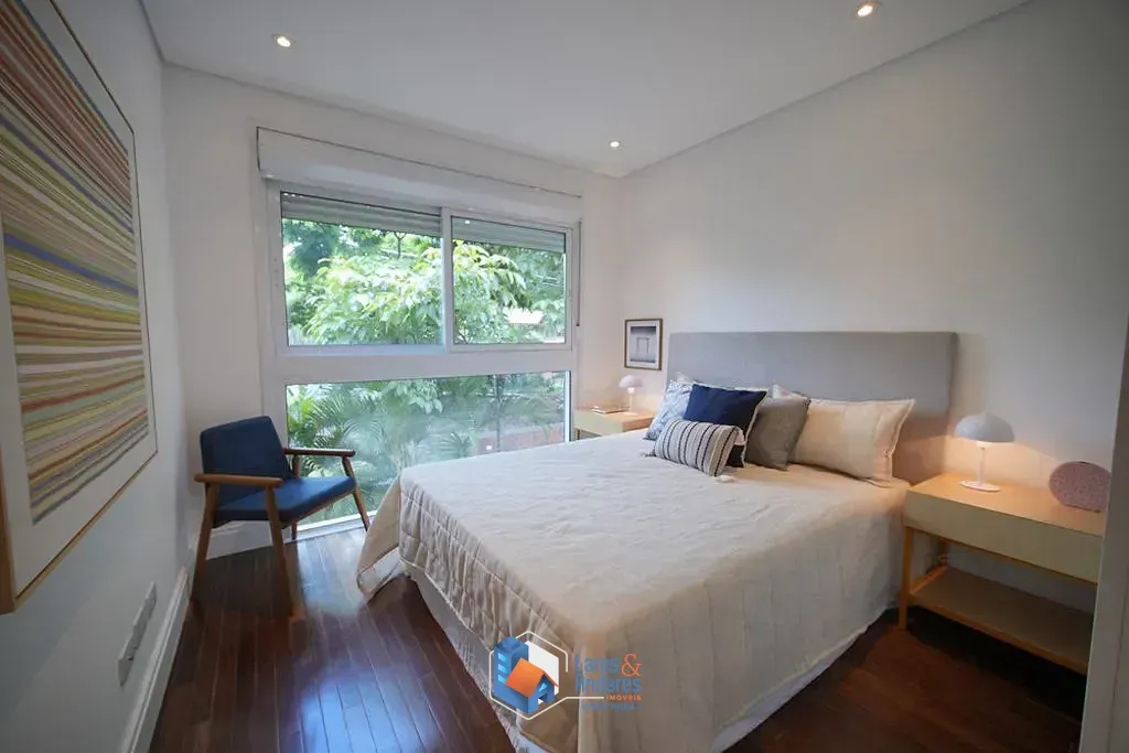 Imagem Casa em Condomínio à venda 4 Quartos 4 Suites 3 Vagas 334M² Real Parque São Paulo - SP