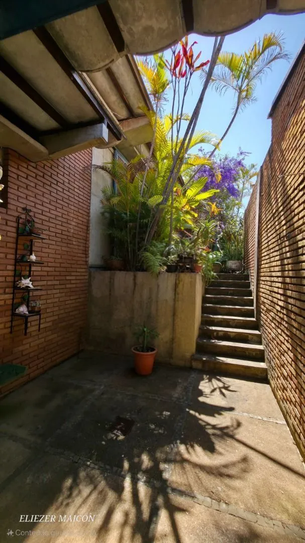 Imagem Casa a venda de alto padrão no bairro Jardim dos Estados em Poços de Caldas - MG