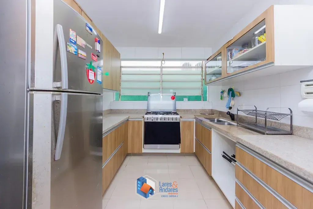 Imagem Casa à venda 4 Quartos 2 Suites 4 Vagas 280M² Interlagos São Paulo - SP