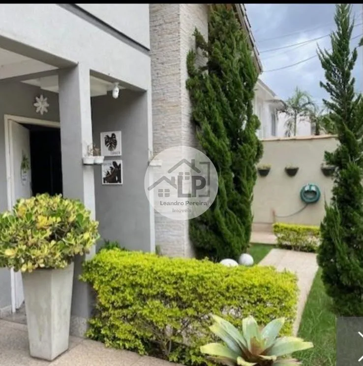 Imagem Casa de Alto Padrão à Venda no Vale da Colina | Volta Redonda, 190m² e Lazer Completo