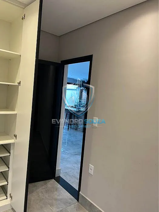 Imagem Casa Alto Padrão a Venda no bairro Parque Brasil 500 - Paulínia, SP