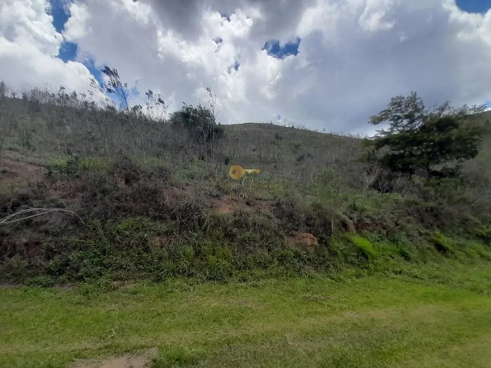 Imagem Terreno em Condomínio para Venda em Teresópolis / RJ no bairro Prata