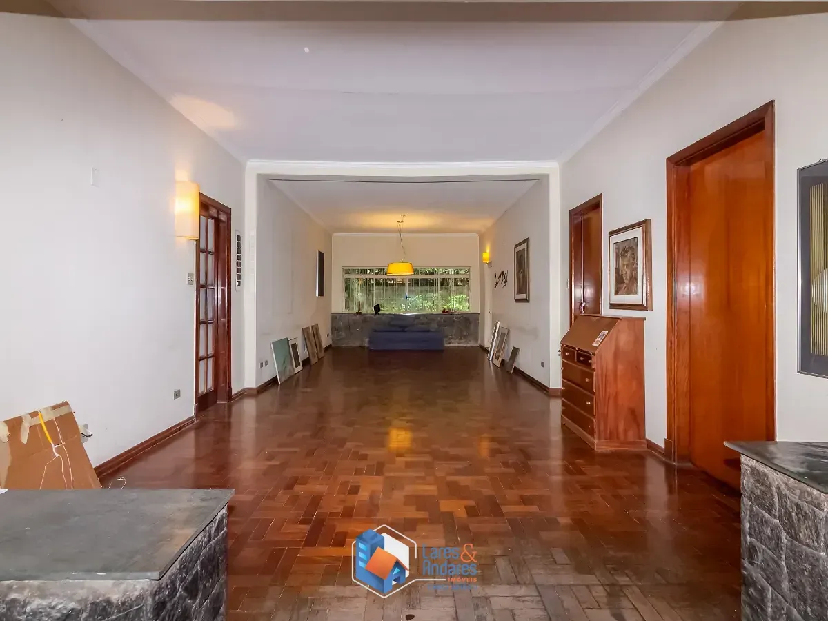 Imagem Casa para venda em Lapa com 3 quartos, sendo 1 suíte, 377m²