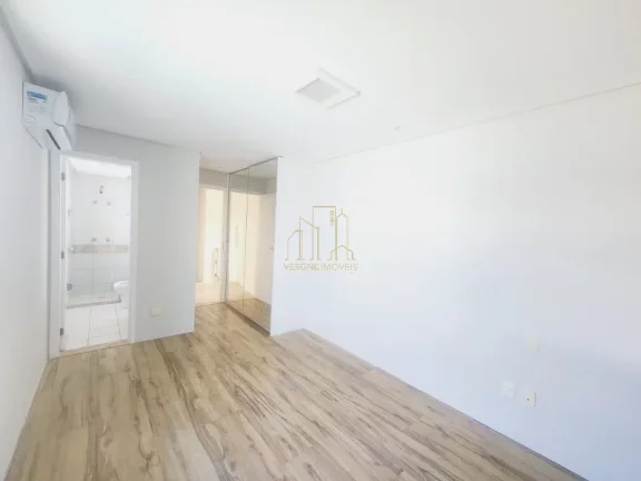 Imagem Excelente casa em condomínio fechado reformada com três suítes gabinete a venda em Stella Maris Salvador