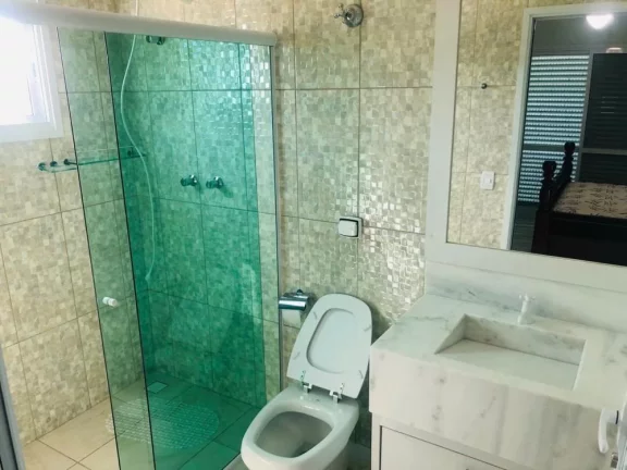 Imagem Linda casa de Alto Padrão no condomínio Ninho Verde I Eco Residence - 400 m² construído, 1350 m² de área total..