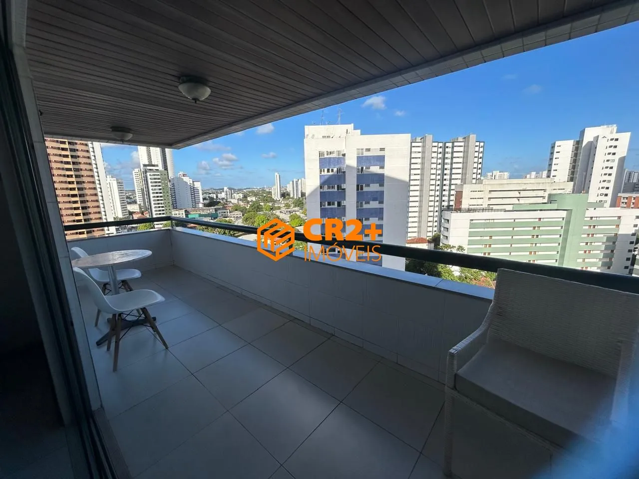 Imagem Apartamento à venda com 185m² , 4 quartos sendo 2 suítes no Espinheiro.