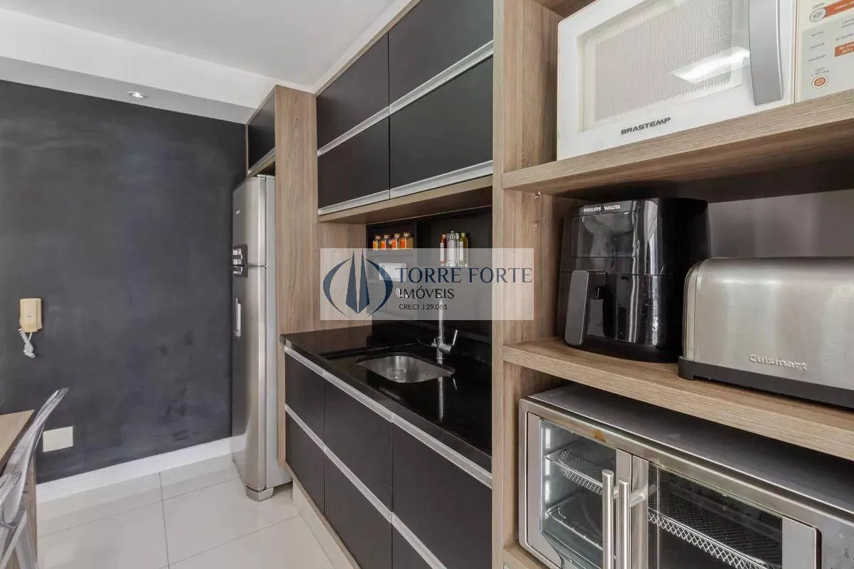 Imagem Lindo apartamento mobiliado, com 66 m², 2 dorms., sendo 1 suíte, 1 vaga