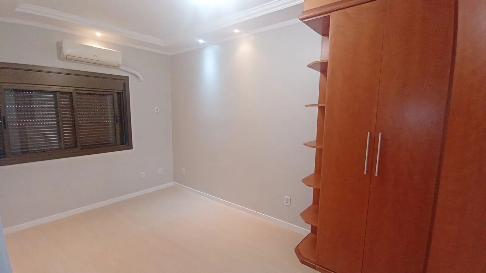 Imagem Apartamento com 2 dormitórios no bairro Nonoai
