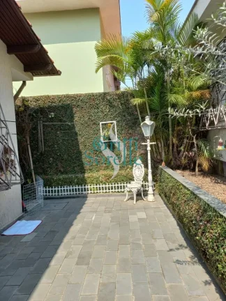 Imagem Casa/Sobrado à Venda em Perdizes - São Paulo/SP.
