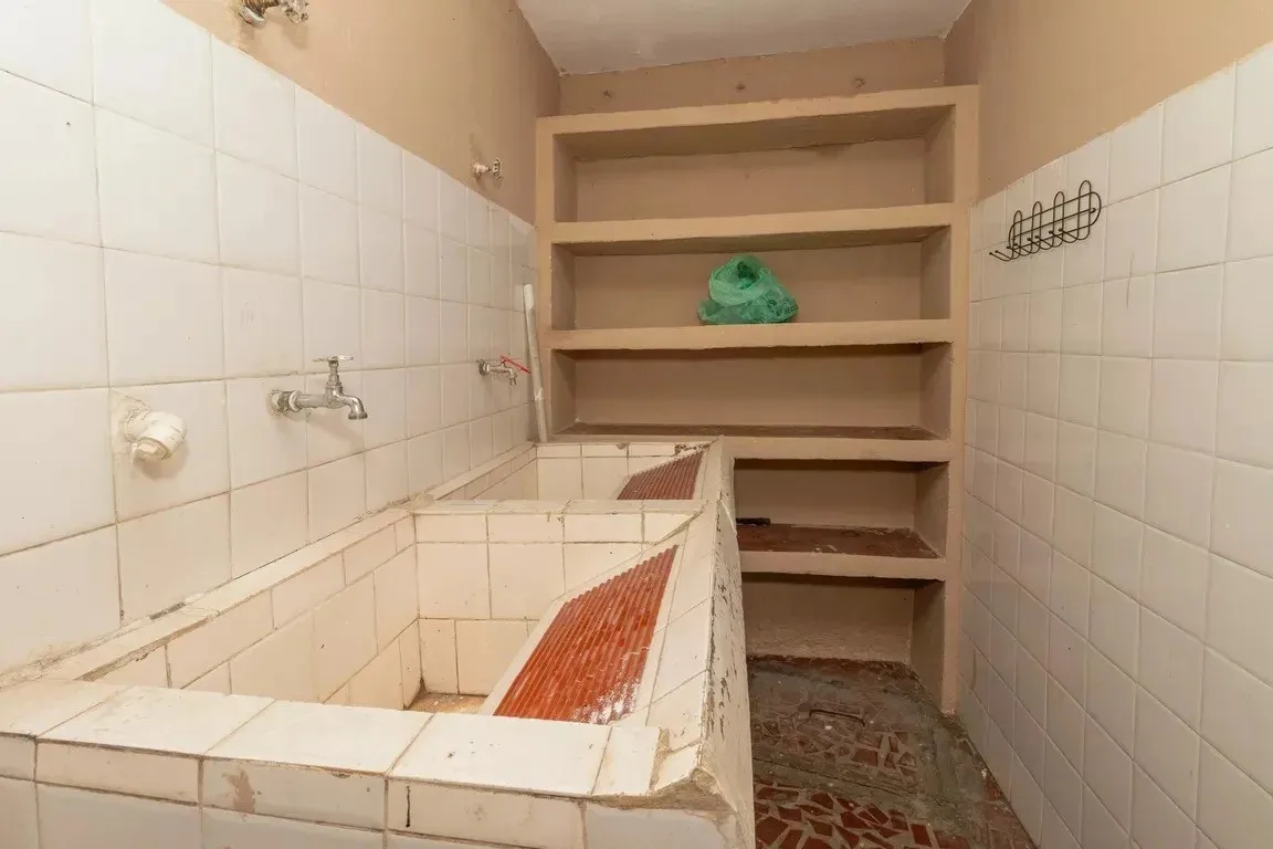 Imagem Casa para Venda em São Paulo, Vila Anglo Brasileira, 3 dormitórios, 1 banheiro, 3 vagas