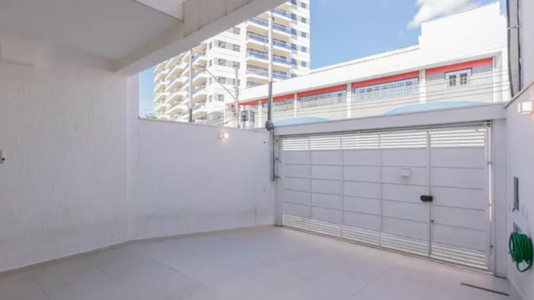 Imagem Sobrado com 3 Quartos à Venda,  em Vila Firmiano Pinto - São Paulo