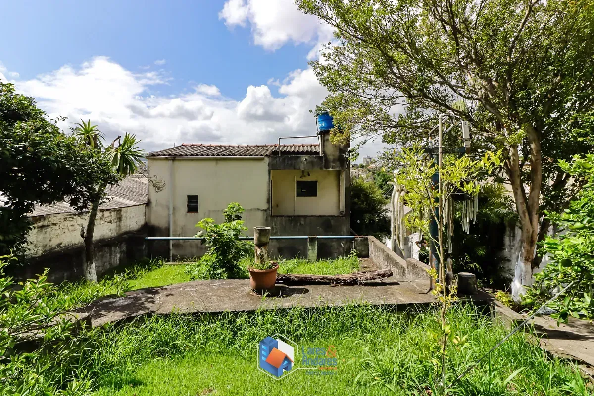 Imagem Casa para venda em Vila Mangalot com 2 quartos, sendo 1 suíte, 250m²