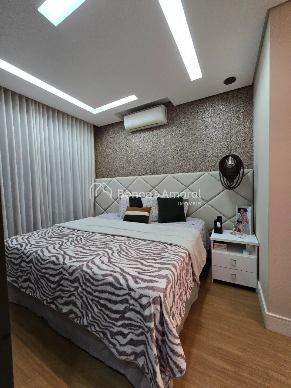 Imagem Casa térrea para venda com 03 quartos no Condomínio Residencial Terras do Cancioneiro, Parque Brasil 500, Paulínia.