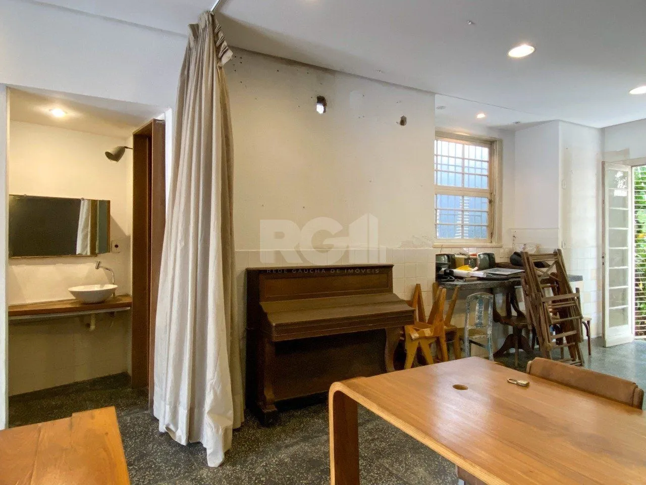 Imagem Casa Comercial para Venda - 60m², 0 dormitórios, Centro Histórico