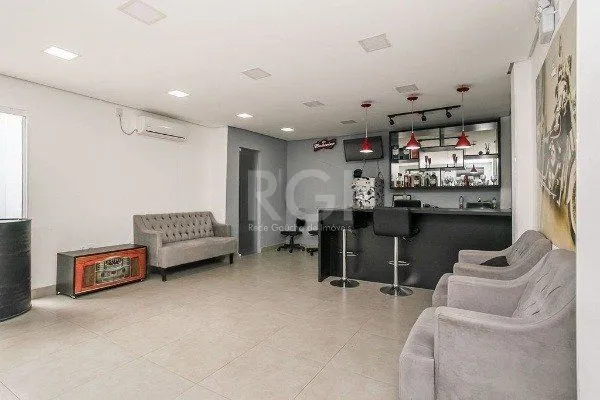 Imagem Prédio comercial no Bairro Partenon