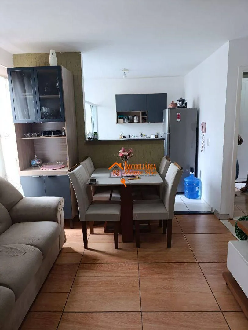 Imagem Apartamento com 2 dormitórios à venda, 45 m² por R$ 213.000,00 - Água Chata - Guarulhos/SP