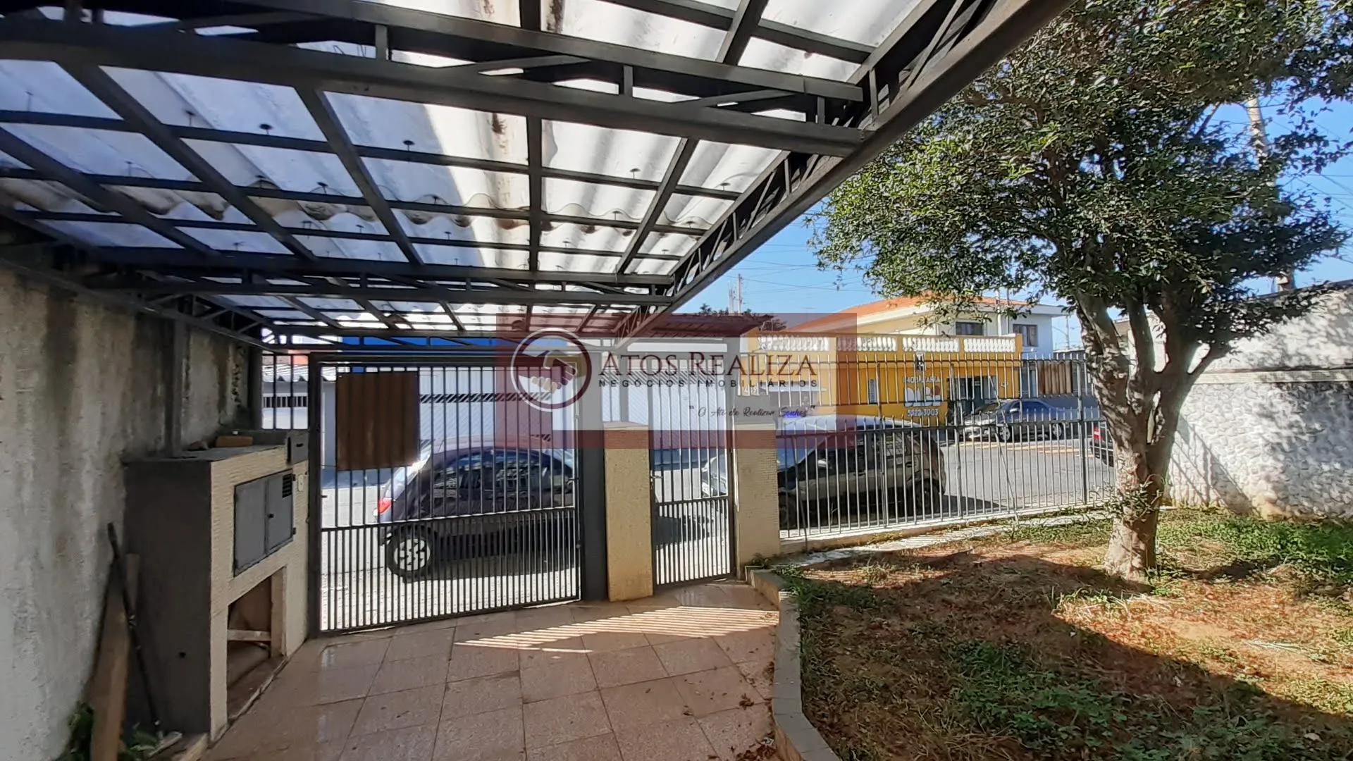Imagem Casa térrea com edícula em Jardim dos Lagos - São Paulo