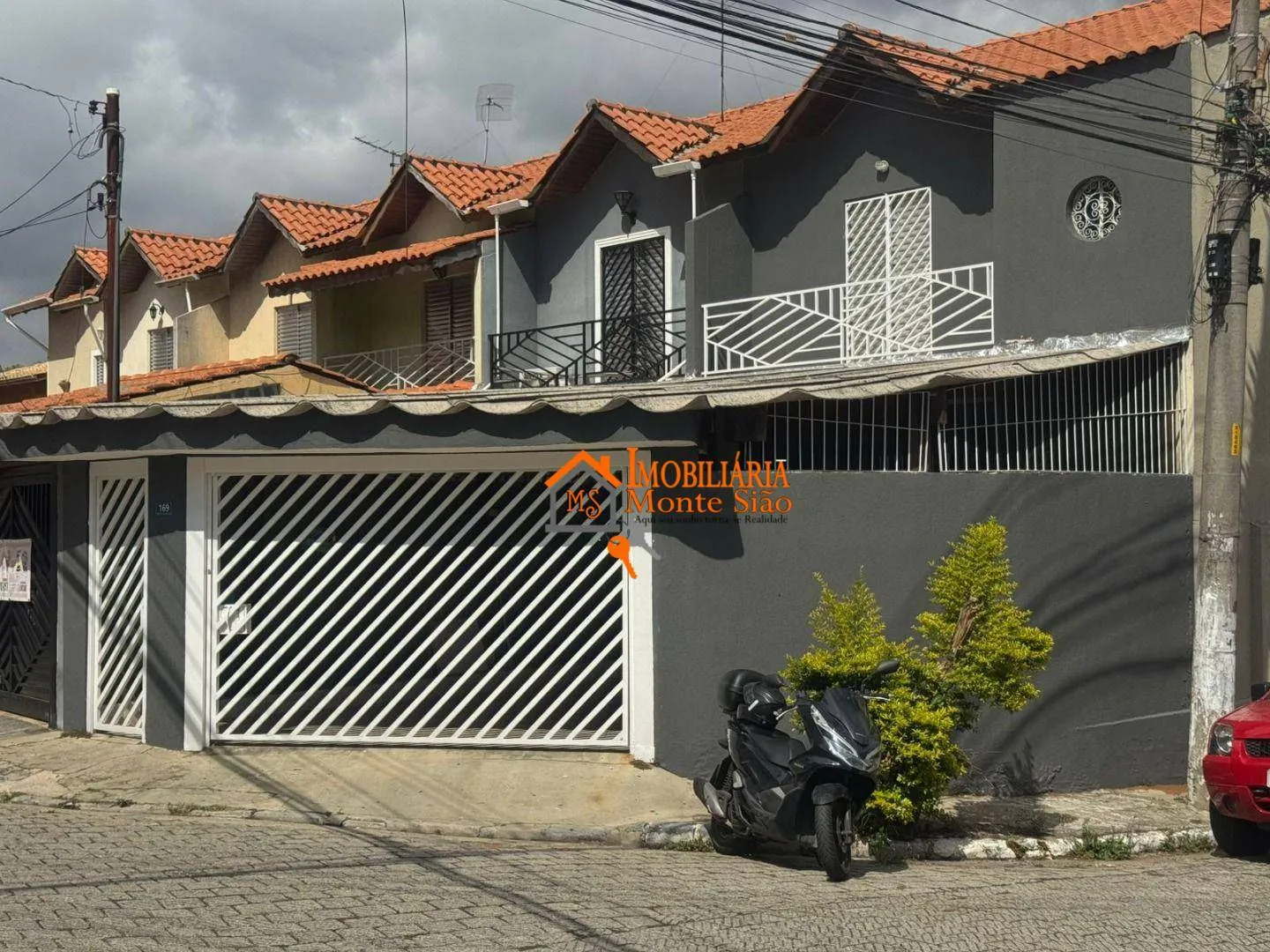 Imagem Sobrado com 2 dormitórios à venda, 250 m² por R$ 690.000,00 - Gopoúva - Guarulhos/SP