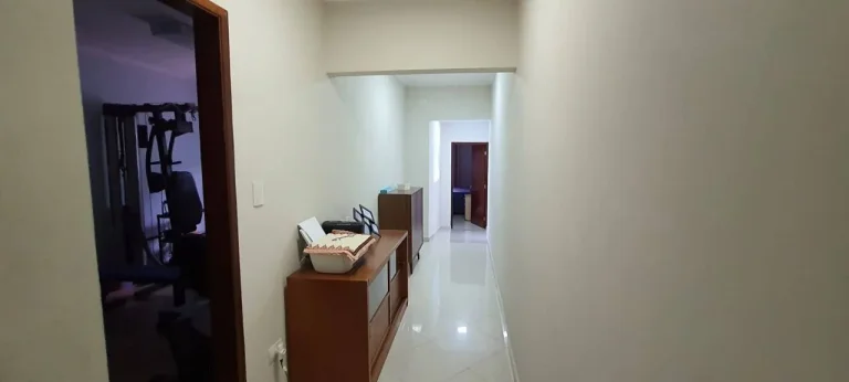 Imagem Sobrado com 224 m² 3 Dormitorios sendo 1 Suite e 2 Vagas de Garagens