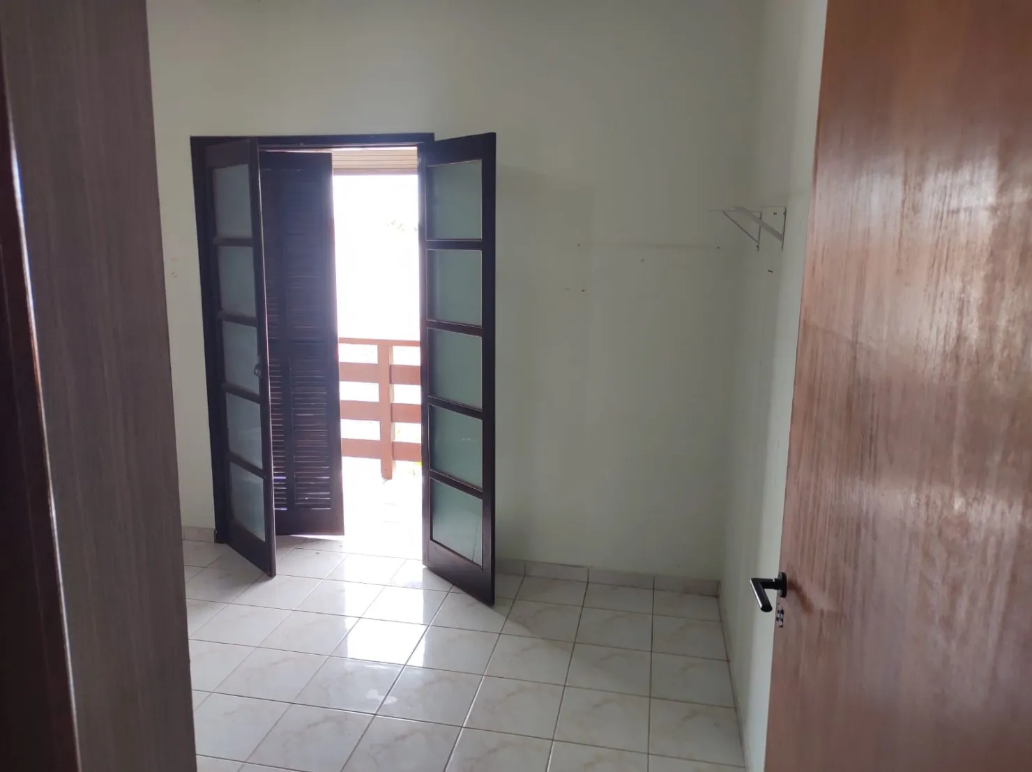 Imagem Casa à venda 3 Quartos, 1 Suite, 2 Vagas, 500M², Residencial Mombaça, Pindamonhangaba - SP
