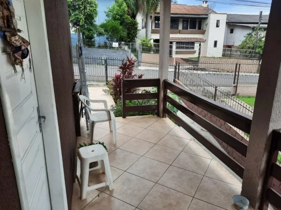 Imagem Casa para Venda em Concórdia, Industriários, 3 dormitórios, 2 banheiros