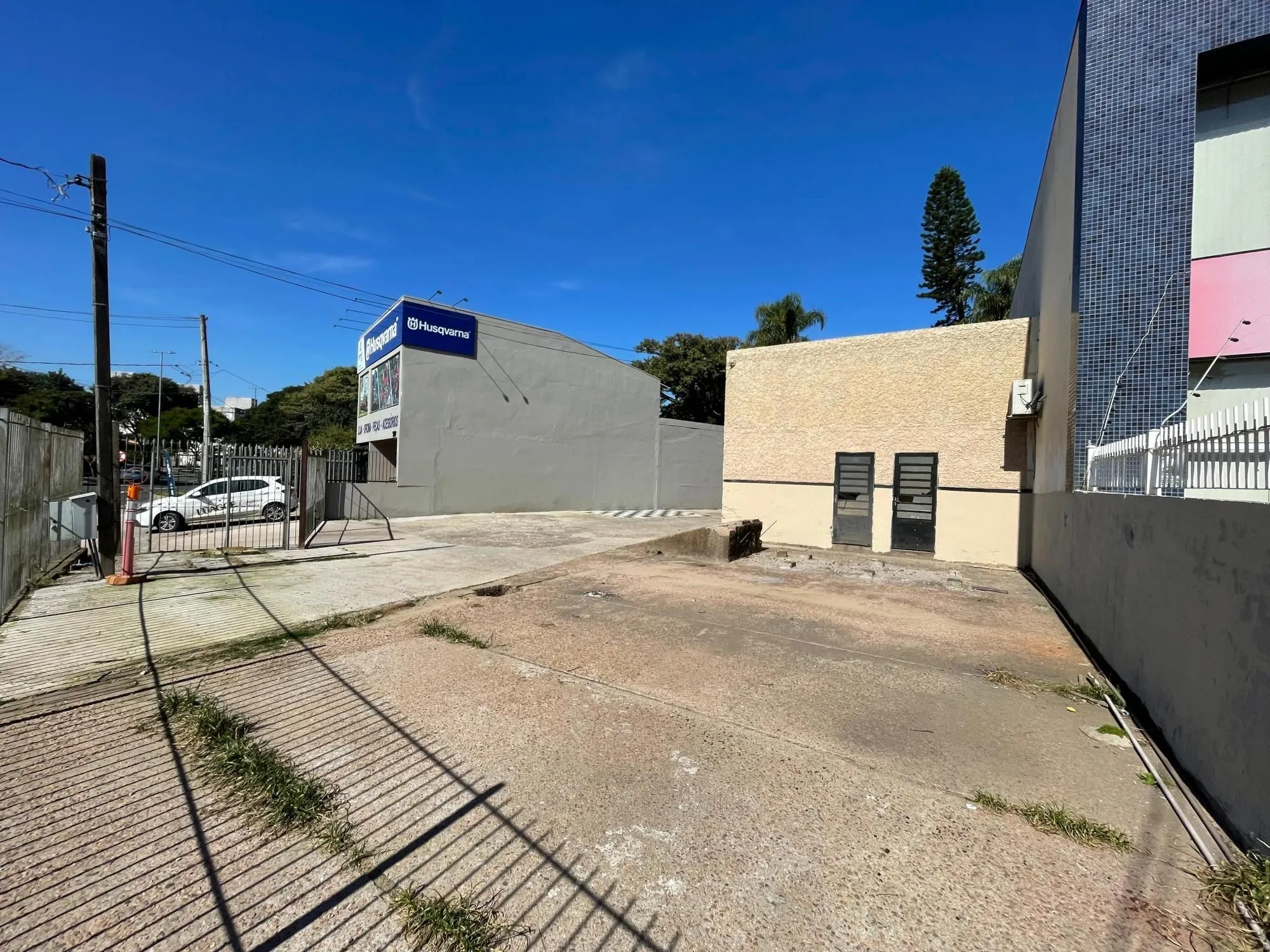 Imagem Dois terrenos lado a lado em localização estratégica de Ipanema - Porto Alegre Área total: 552 m²