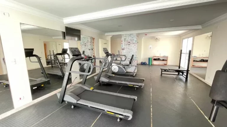 Imagem APARTAMENTO COM 100.04 m² - OCIAN - PRAIA GRANDE SP