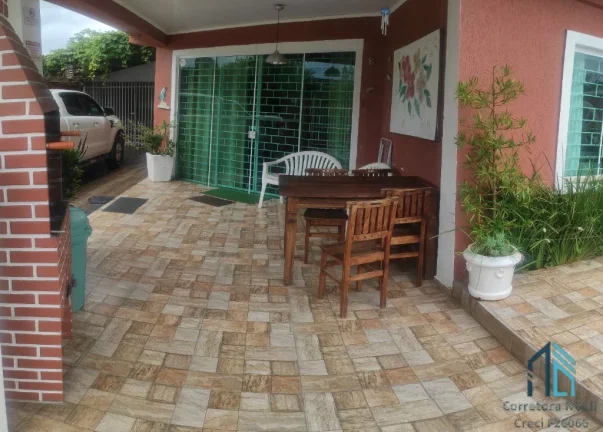 Imagem Sobrado mobiliado, 05 quartos sendo 03 suítes, Bom Retiro em Matinhos PR