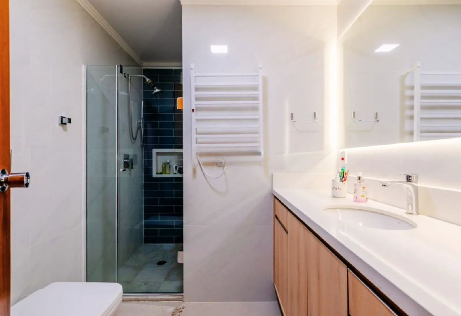 Imagem Apartamento com 164.55m², 3 dorm, Moinhos de Vento