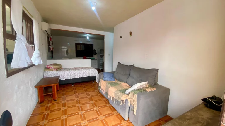 Imagem Conjunto de Casas à Venda ? Excelente Oportunidade Comercial e Residencial em Garopaba-SC!