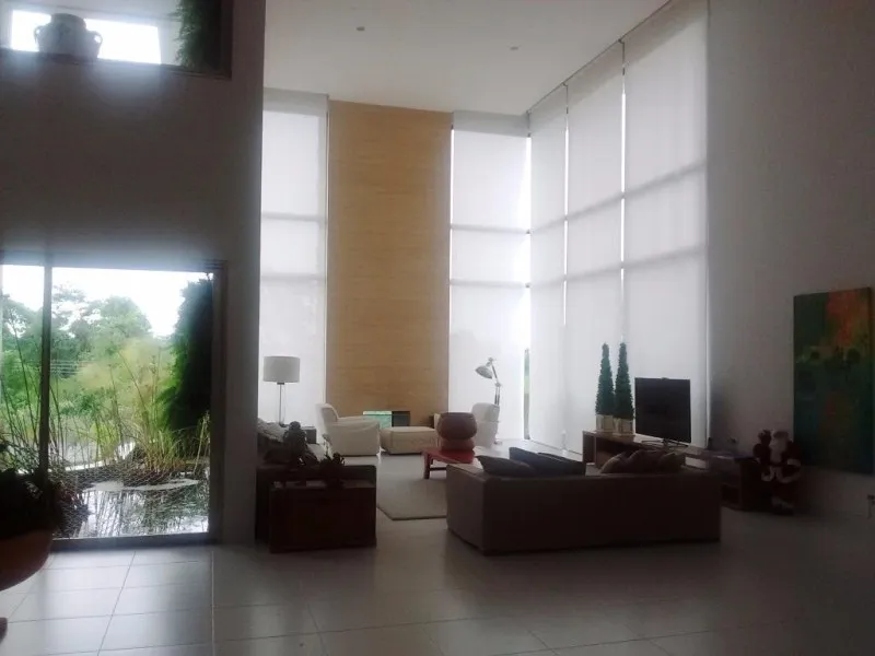 Imagem Imóvel de Luxo em Condomínio Morada do Sol - 8 quartos, 8 suítes, 3 salas, 12 banheiros, 6 vagas, 1.400m² - Vinhedo-SP