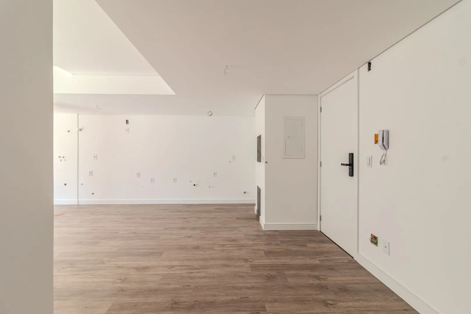 Imagem Apartamento Garden Espetacular: Pátio Privativo, Conforto Térmico e Sol na Medida Certa!