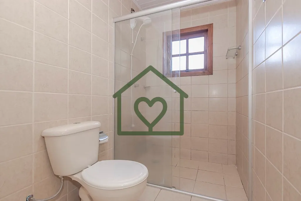 Imagem CASA DE 250m² COM 4 QUARTOS, 3 BANHEIROS, 3 SALAS DE ESTAR, 2 COZINHAS, ESPAÇO GOURMET. COM 3 VAGA...