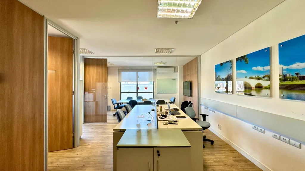 Imagem Sala Comercial em Três Figueiras