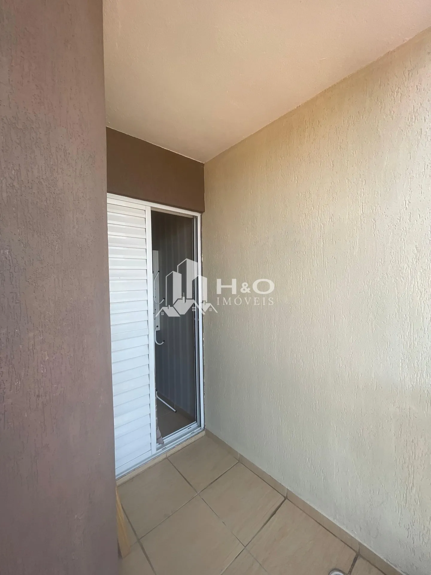 Imagem Excelente sobrado com 158m, 3 suítes, ótimo preço e muito espaço interno!