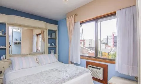 Imagem Vende-se apartamento com 3 quartos (1 suíte), 91 m² e 1 vaga - Menino Deus