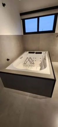 Imagem Sobrado de alto padrão no Residencial Fazenda Victória