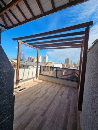 Imagem Sobrado com 3 dormitórios à venda, 100 m² por R$ 570.000,00 - Maracanã - Praia Grande/SP