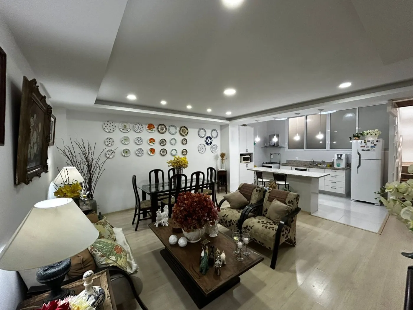 Foto do imóvel Apartamento para Venda em Petrópolis / RJ em Rua Lua de Mel