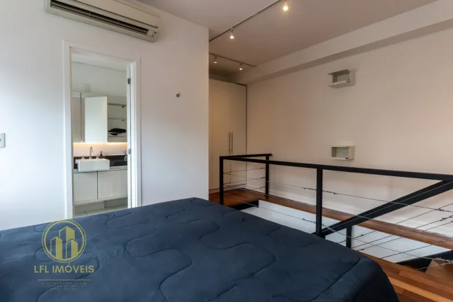 Imagem Duplex para Locação na Vila Olimpia: Mobiliado, com 1 suíte e 1 vaga.