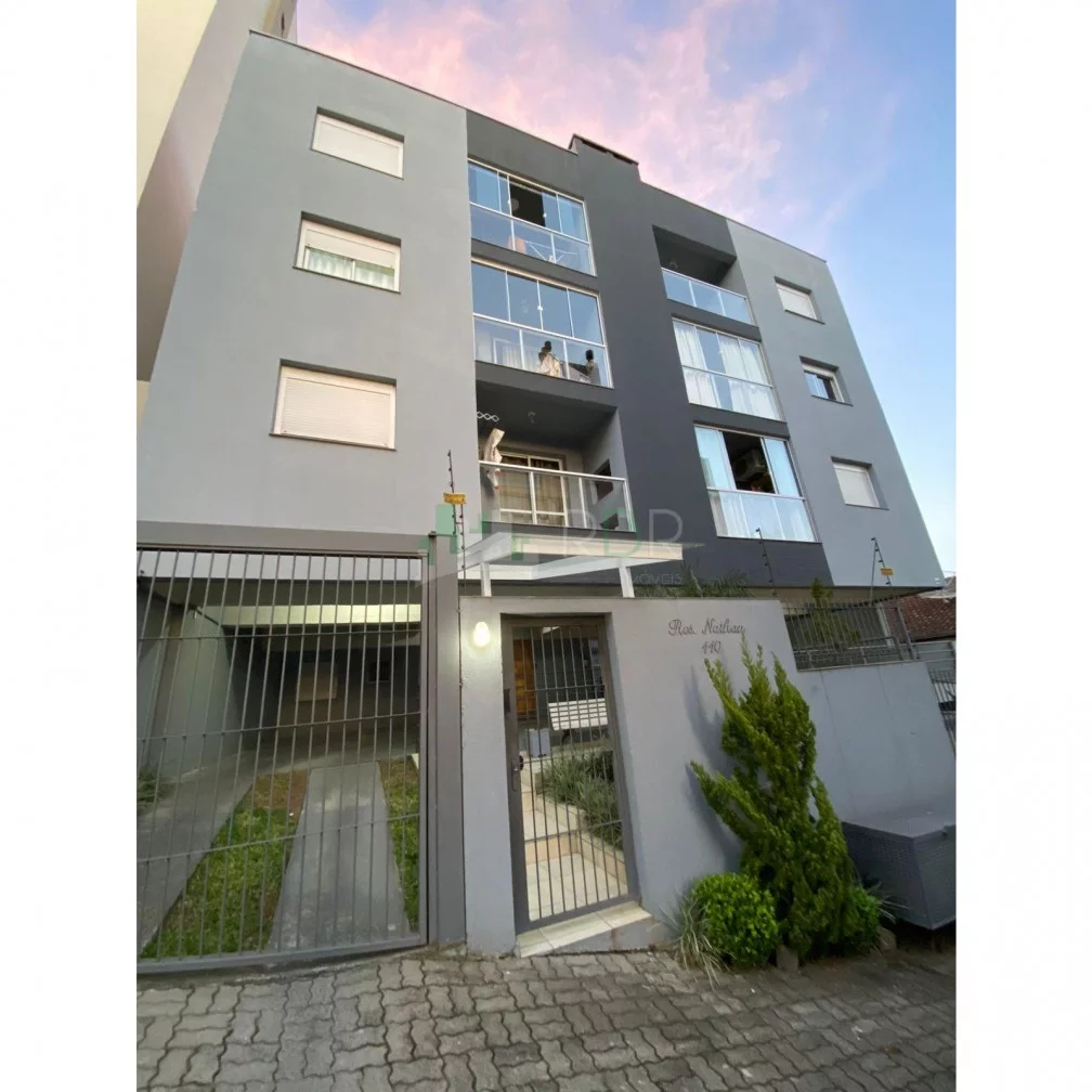 Imagem RBR Vende - Excelente apartamento semi-mobiliado, com 2 dormitórios.