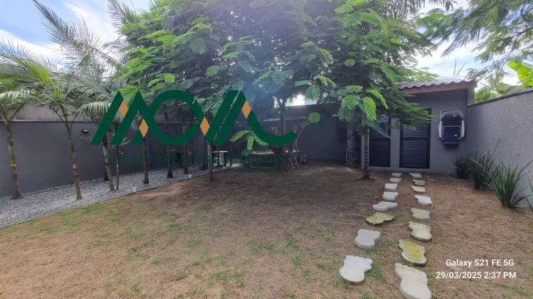 Imagem Belíssima residência térrea, moderna e recém-construída, PERTINHO da Praia