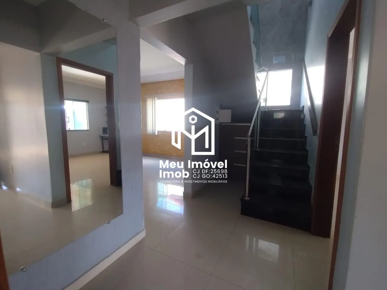 Imagem Casa 4 Quartos 3 Suítes Duplex 300m² Santa Luzia II Luziânia