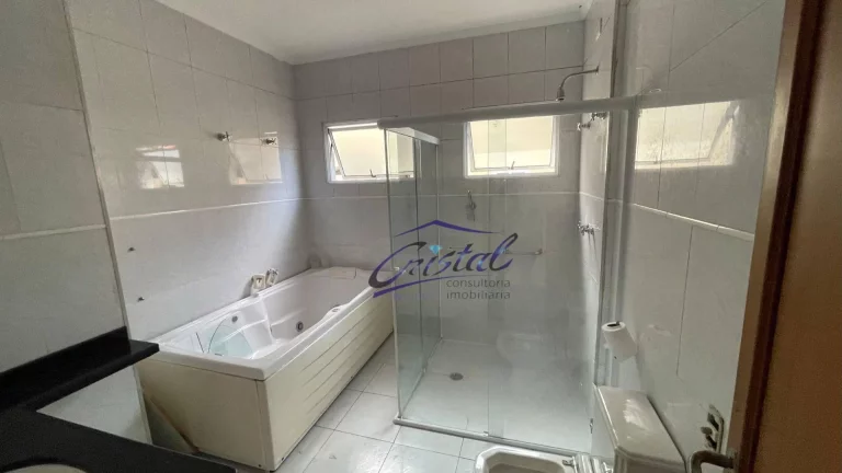 Imagem Casa com 5 suítes em Condomínio fechado na Granja Viana