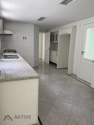 Imagem Casa de Condomínio em Alphaville - Barueri, SP