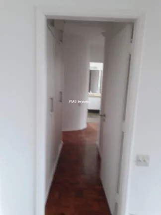 Imagem Apartamento de luxo à venda em São Paulo-SP, na Vila Nova Conceição: 3 quartos, 1 suíte, 3 salas, 3 banheiros, 2 vagas, 150m².