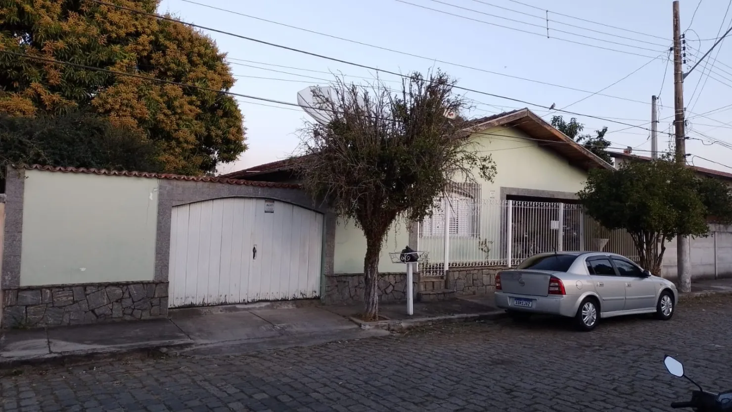Imagem Casa à venda 4 Quartos, 1 Suite, 3 Vagas, 518M², Centro, Pindamonhangaba - SP